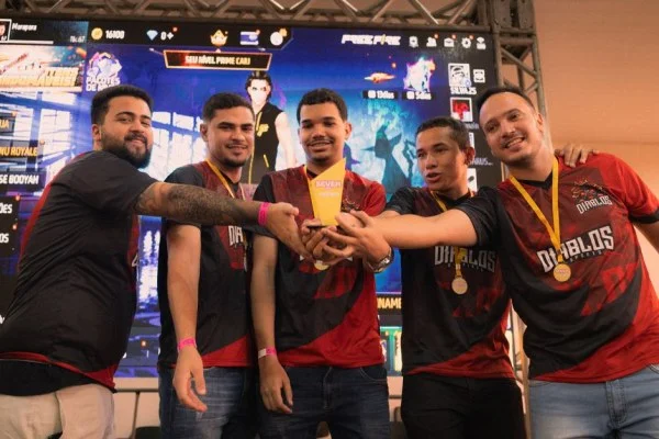 esports trophy celebration